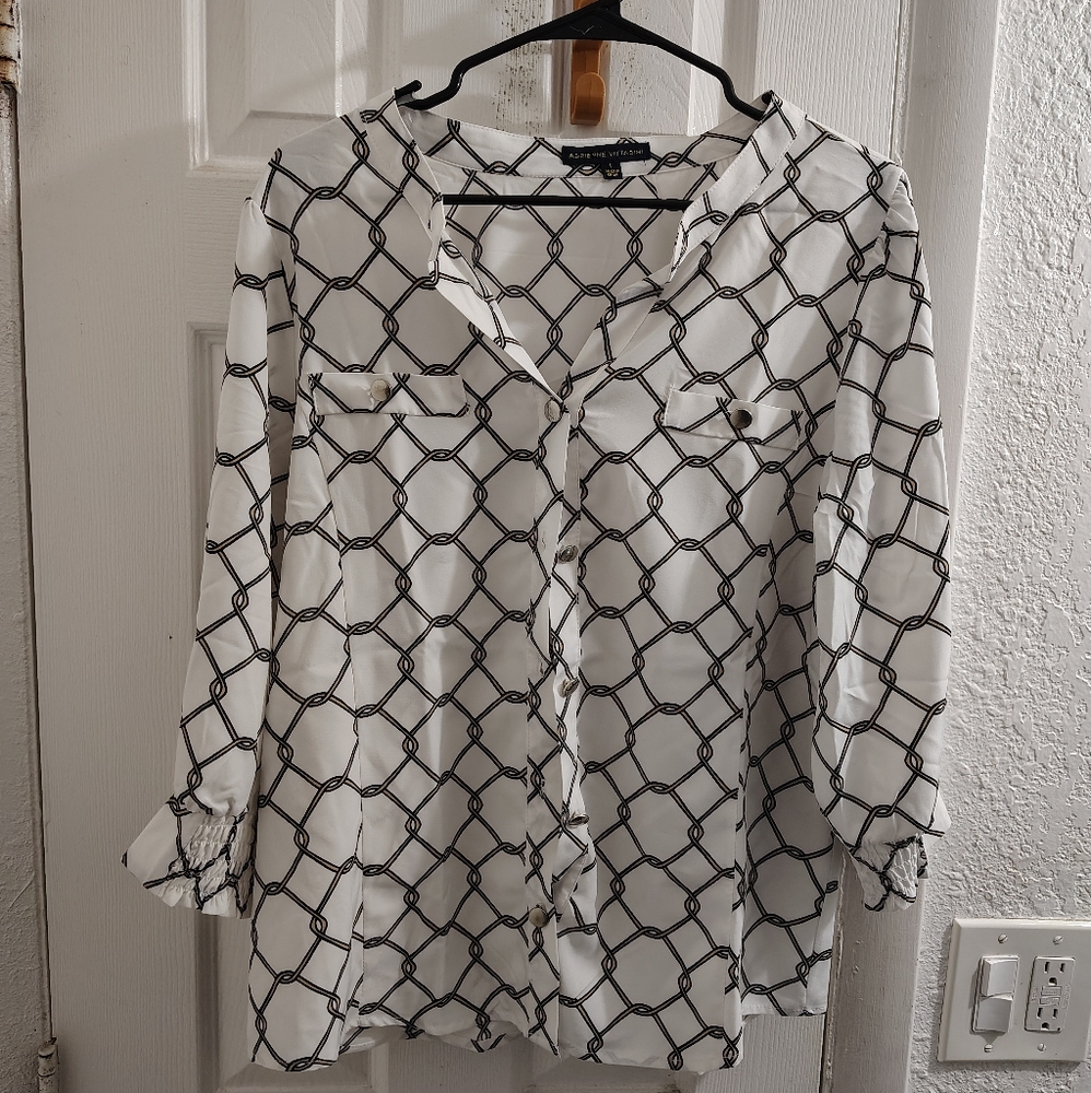 Adrienne Vittadini Black and White Notched Collar Button Down Shirt